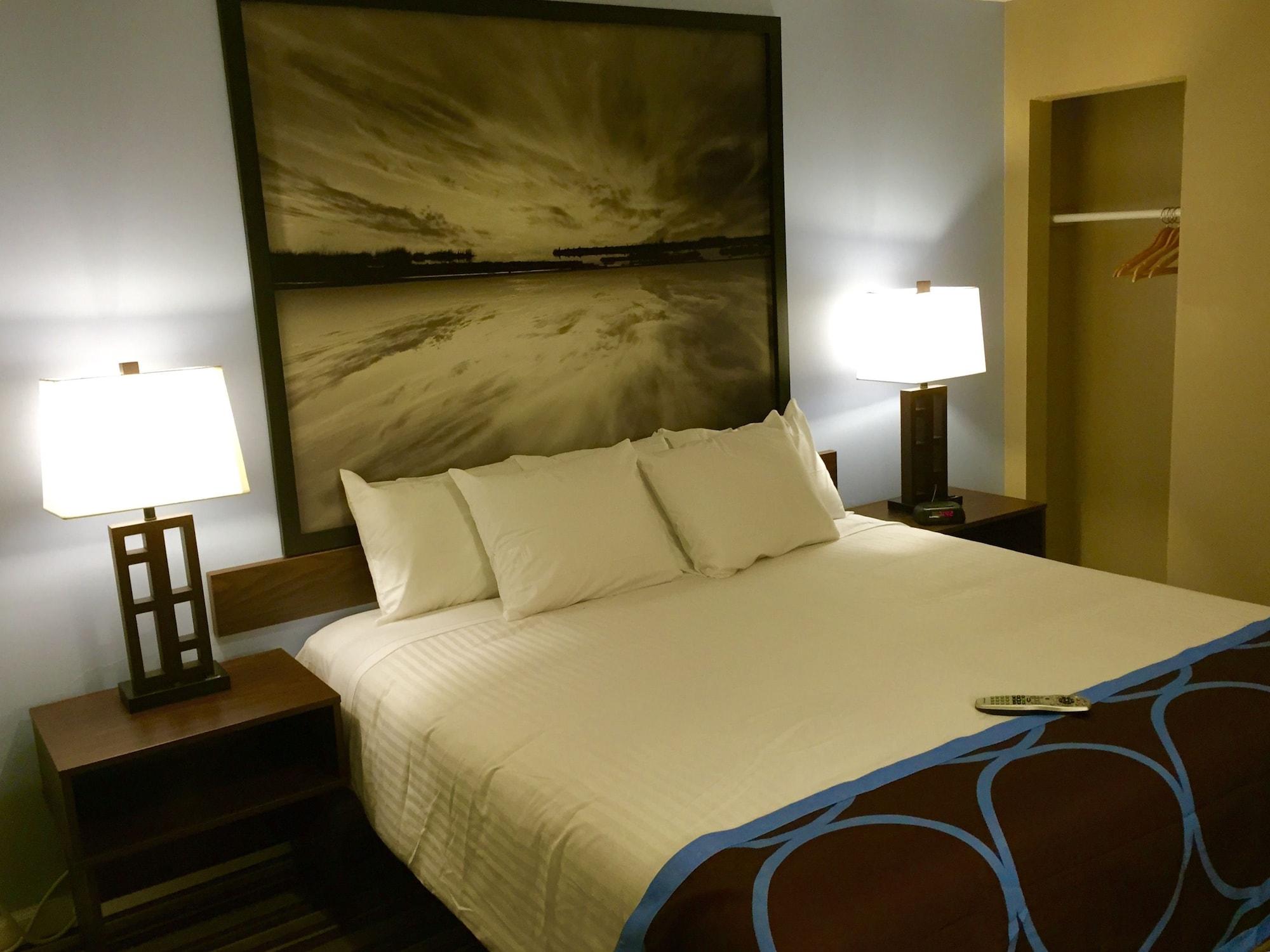 Super 8 By Wyndham Asbury Park Otel Dış mekan fotoğraf